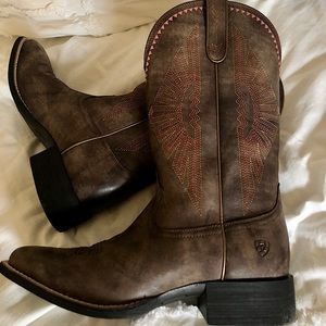 Ariat women’s boots